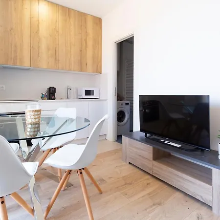 Appartement Marne I - 2 Pièces - Carré D'or *