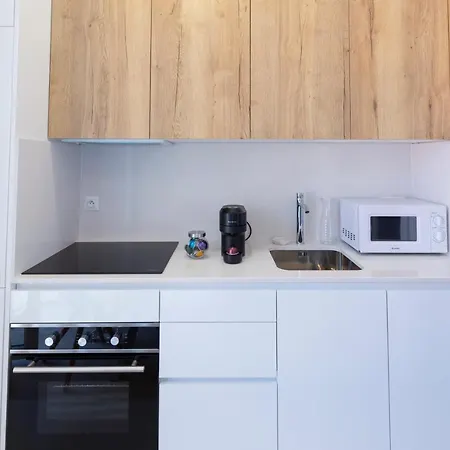 Marne I - 2 Pieces - Carre D'or Apartmán *